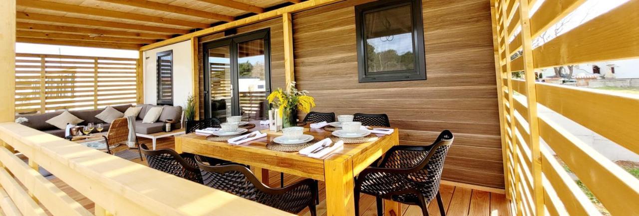 Mobilehome Elena Premium With Pool, Istria Banjole Exteriér fotografie