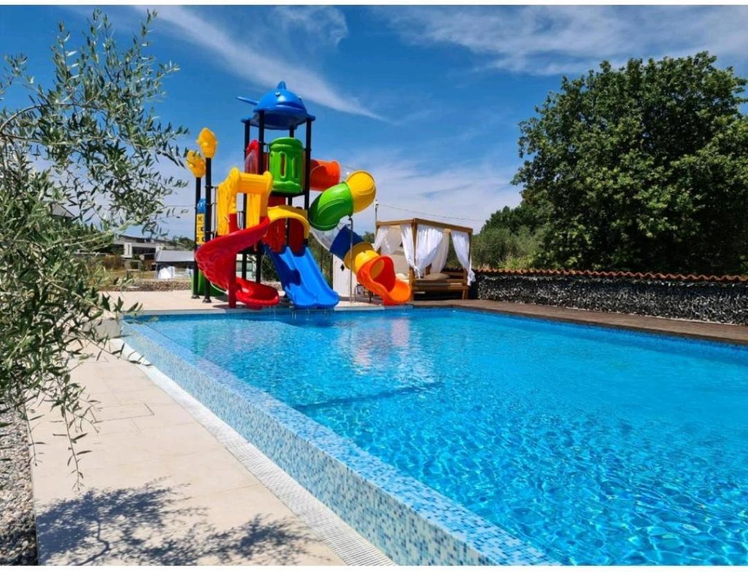 Mobilehome Elena Premium With Pool, Istria Banjole Exteriér fotografie