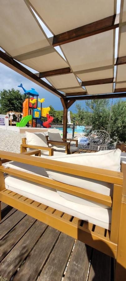 Mobilehome Elena Premium With Pool, Istria Banjole Exteriér fotografie