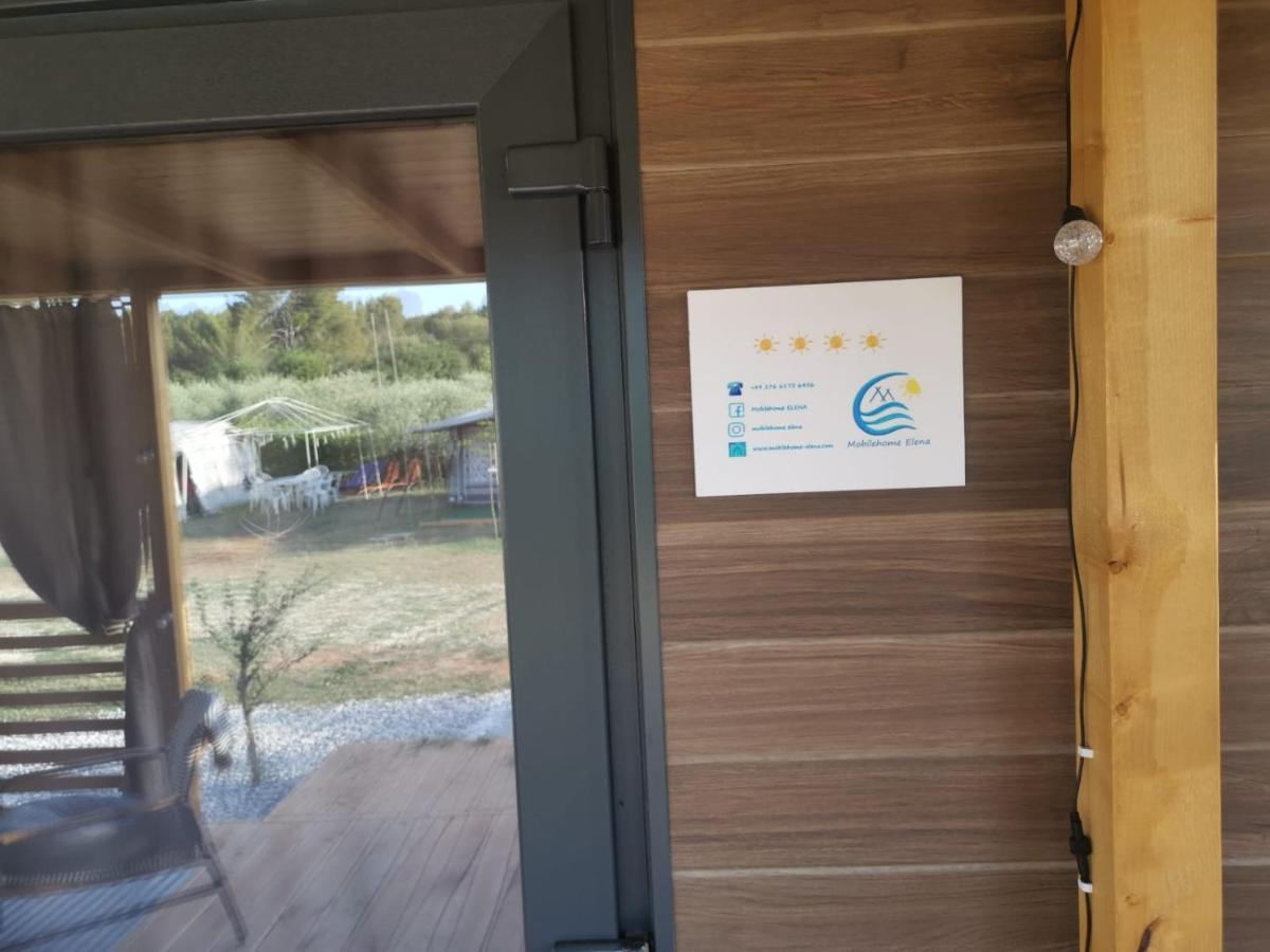 Mobilehome Elena Premium With Pool, Istria Banjole Exteriér fotografie